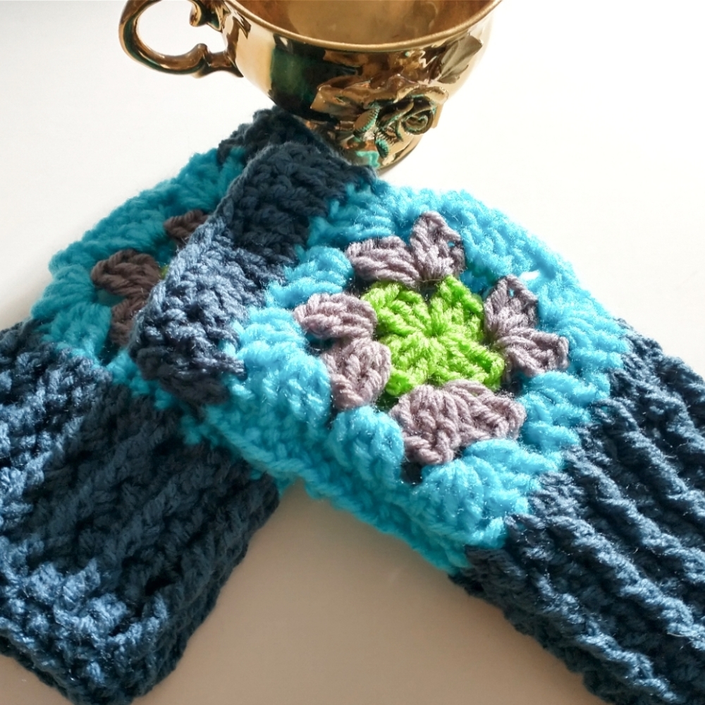 🌆 Fingerless gloves crochet handmade granny - Picture 1 of 3